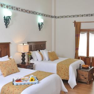 Se Permiten Perros Habitación